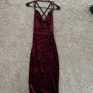 Bear dance, small, dark red